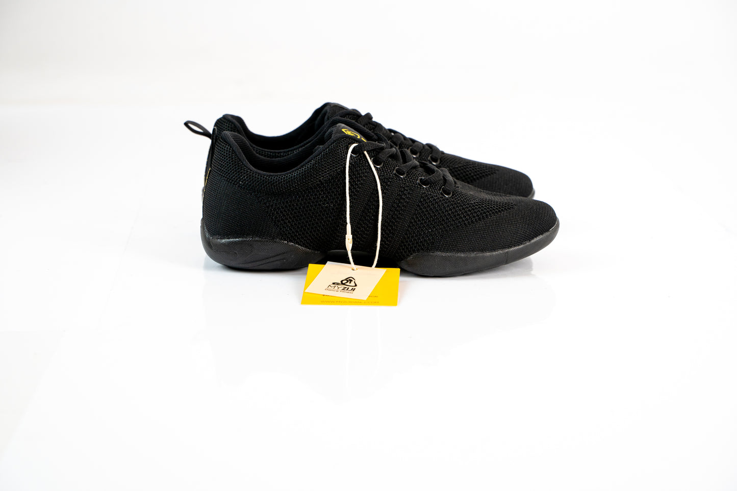 Sky Dance Sneakers - Black