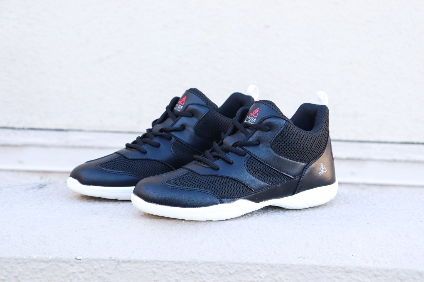 Glowing Rhythm Dance Sneakers - Black
